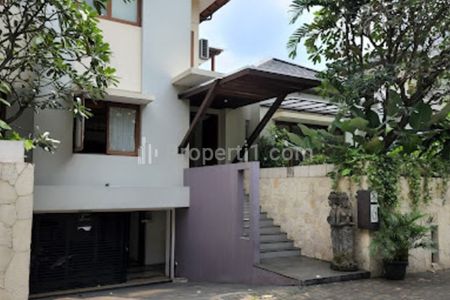 Jual Rumah Mewah di Kemang Bangka Kota Jakarta Selatan - Luas Tanah 460 m2