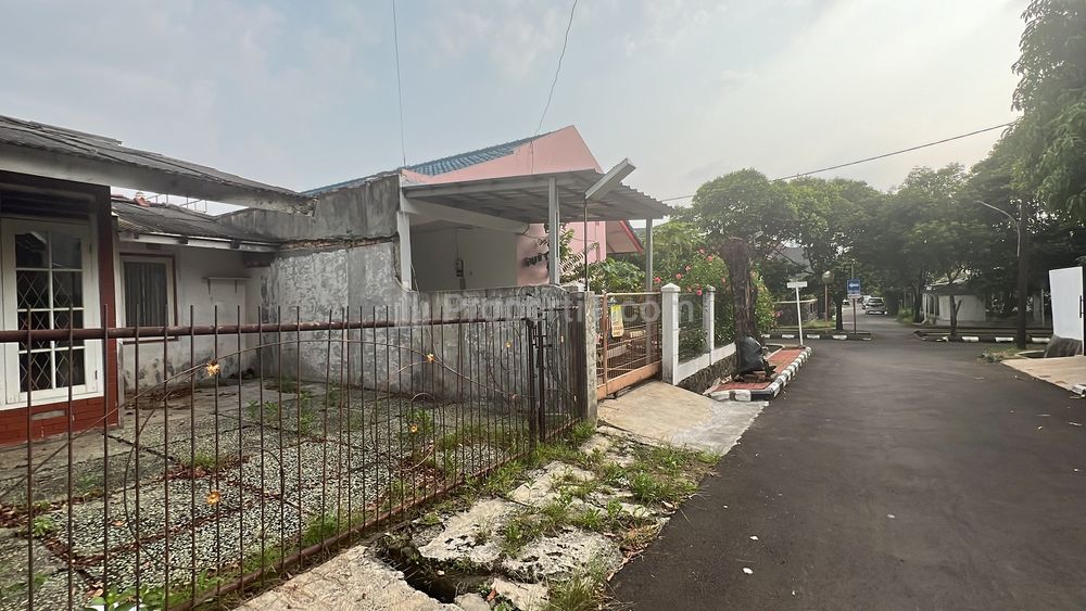 Jual Cepat Rumah di Pondok Jaya Bintaro Tangerang LT 245 m²