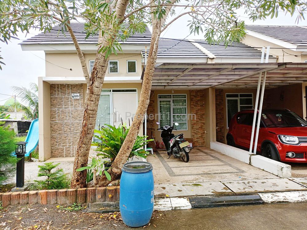 Rumah Cluster Huk Dua Kavling Jual Cepat Murah Free Kitchen Set dan Kompor Modena 3 Tungku