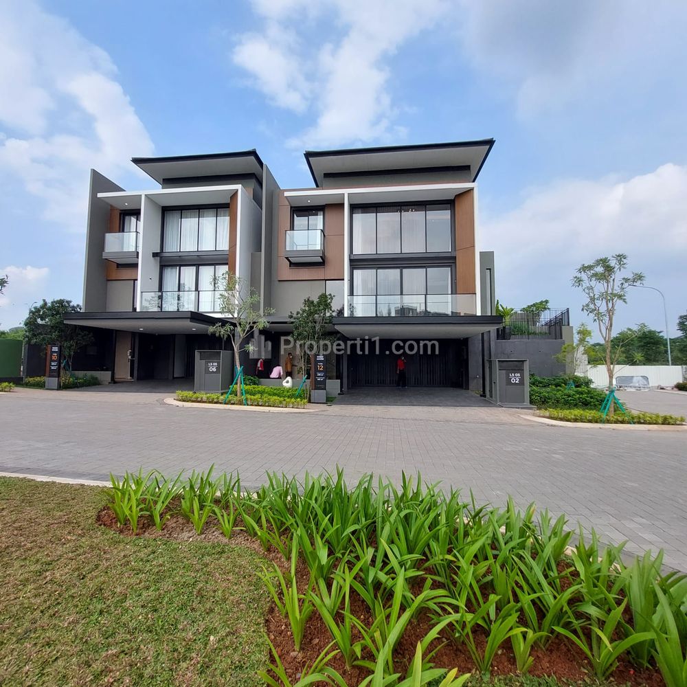 Dijual Rumah Mewah View Botanical Park di BSD City Tangerang