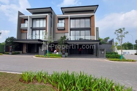 Dijual Rumah Mewah View Botanical Park di BSD City Tangerang