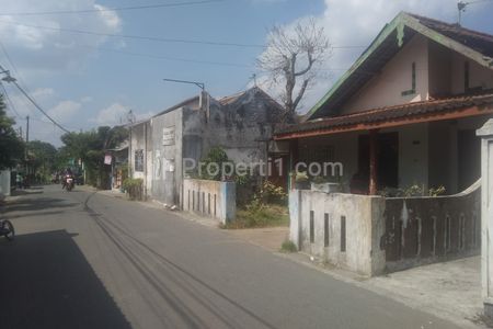 Dijual Tanah Murah Strategis Bonus Bangunan di Sonosewu, Bantul - Dekat Kampus UPY PGRI