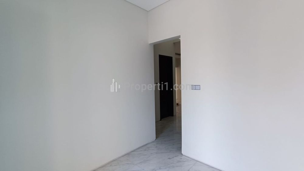 Rumah Dijual Baru Gress di Woodland Citraland Surabaya, Kondisi Baru Minimalis Modern Sisa 2 Unit Saja