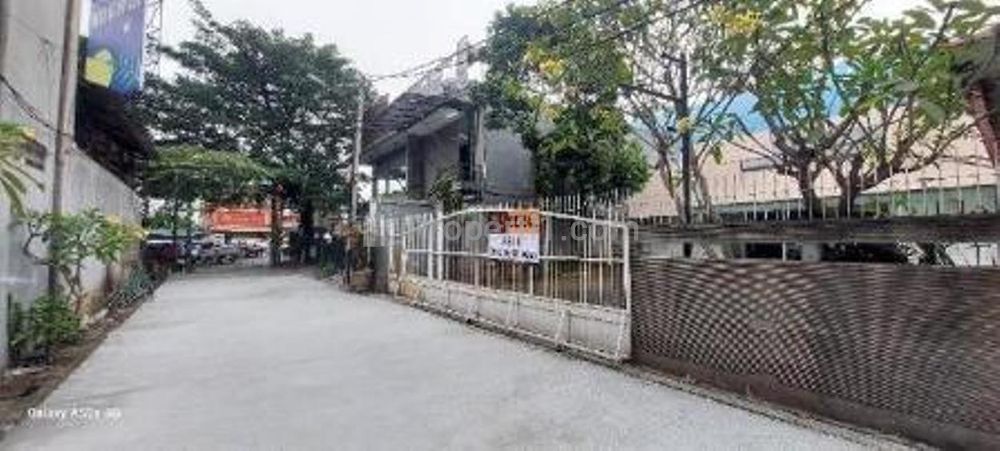 Jual Cepat Tanah Bonus Bangunan Ex Resto di Jl. Alternatif Cibubur Km 2, Cibubur, Cimanggis, Depok