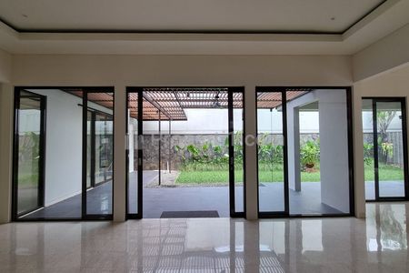 For Rent Brand New House with Big Garden, at Cipete, Jakarta Selatan