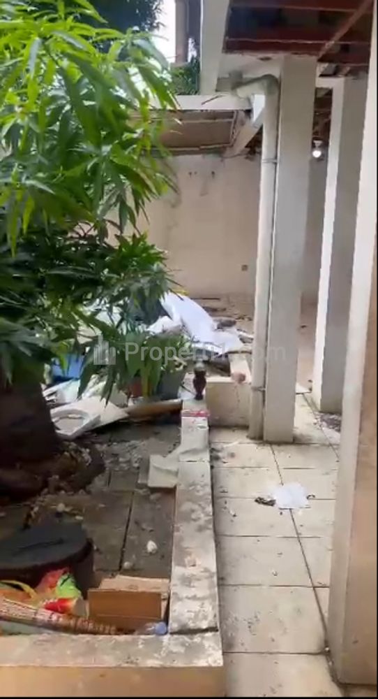  Jual Rumah Hoek 2 Lantai di Kelapa Gading Jakarta Utara, LT 296 m2 Lokasi Strategis