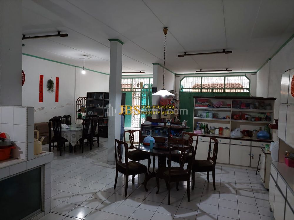 Jual Ruko Gandeng Siap Huni di Jalan Sutomo (Masuk Gang) Lewat Simp. Jl. Bawean - Medan