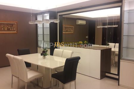 Dijual Apartemen Cambridge Condominium Tower Picasso Medan 3 BR Siap Huni Full Furnished