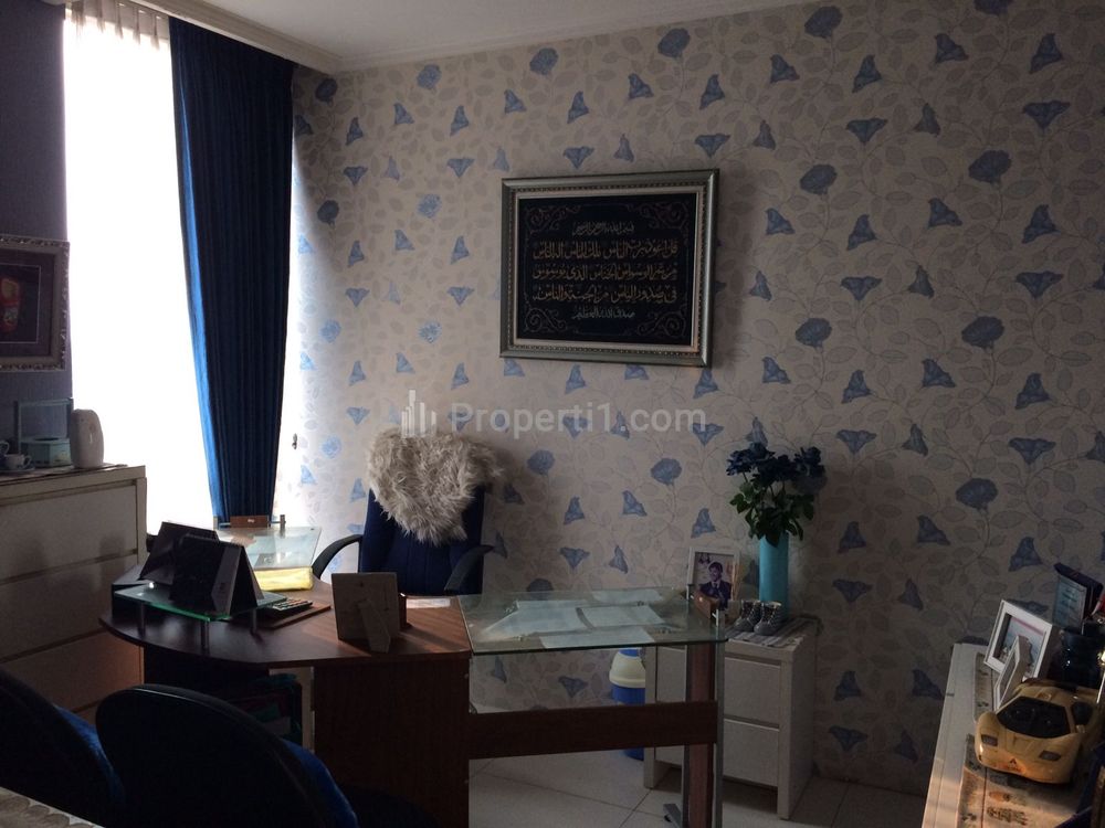 Turun Harga! Jual Cepat The Via Apartment Ciputra World Surabaya Type 2 Bedrooms Fully Furnished