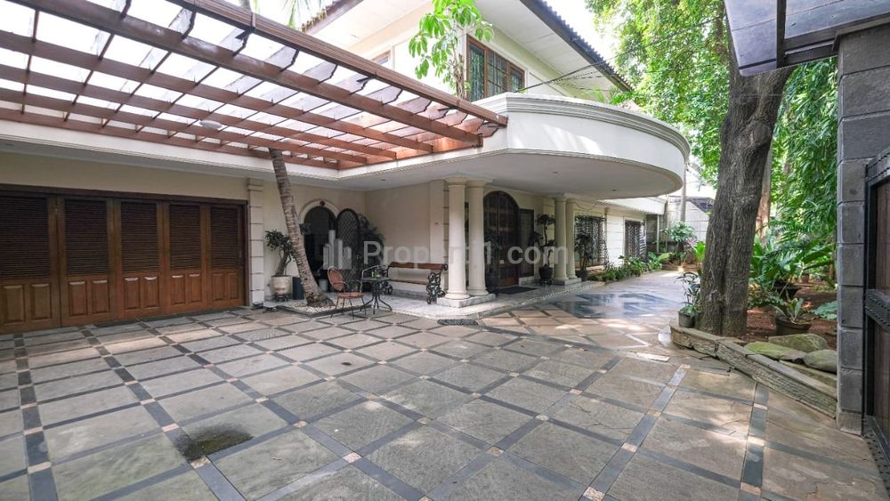 Jual Rumah Sutan Syahrir Menteng, Dekat Sudirman, Dekat Rasuna Said, Jakarta Pusat