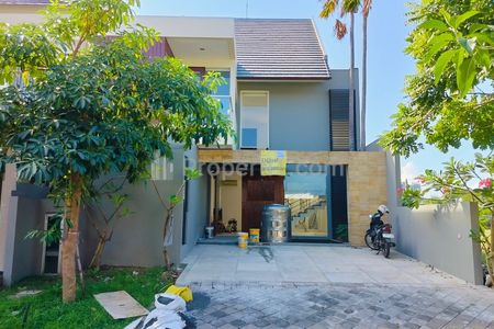 Rumah Dijual di Graha Famili Kondisi New Minimalis Modern Siap Huni ,Surabaya Barat