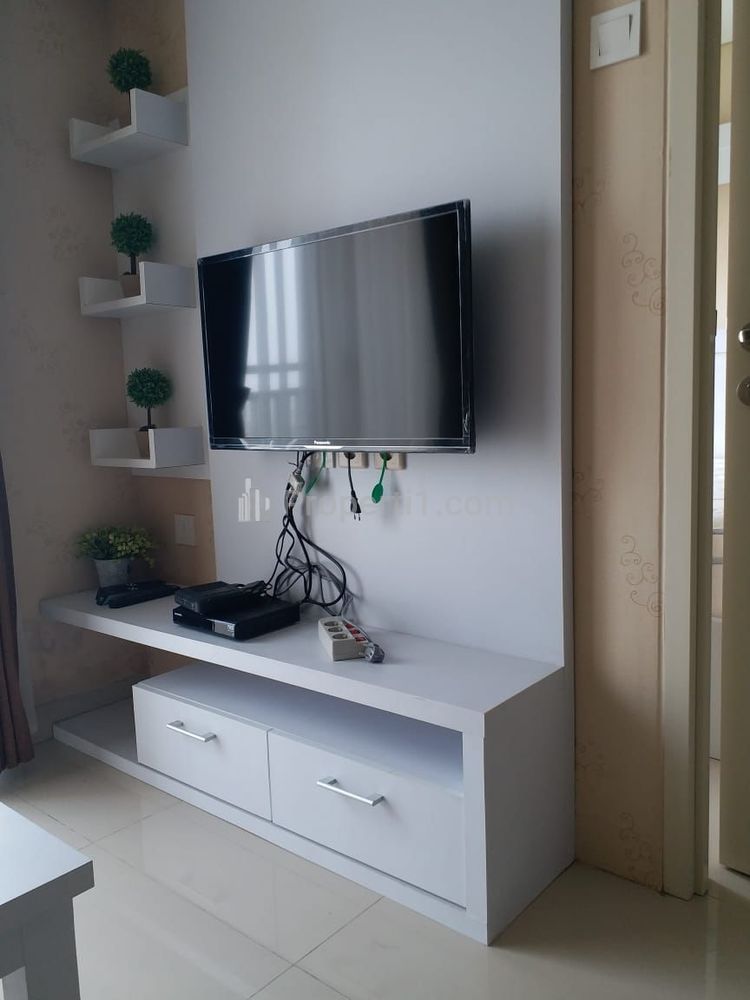 Disewakan Apartemen Trivium Terrace Cikarang Bekasi - 1 Bedroom Fully Furnished Cantik dan Brand New
