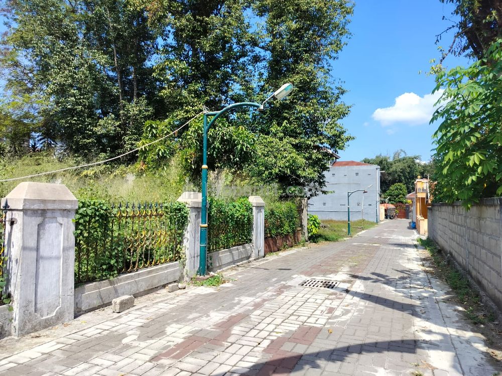 Dijual Tanah Murah Strategis di Jl. Kaliurang Km 12 Sleman, Selatan Kampus UII Pusat