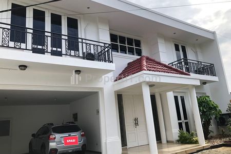 Disewakan Rumah di Jln. Ampera Raya Jakarta Selatan