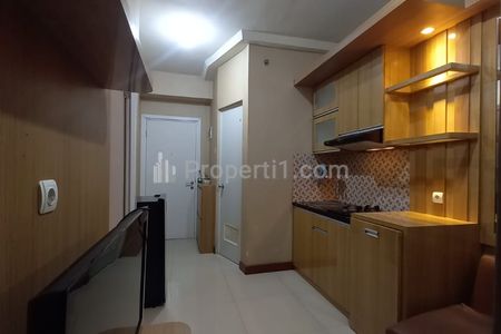 Sewa Murah Apartemen Siap Huni Keamanan 24 Jam - 2 BR Semi Furnish di Green Pramuka City