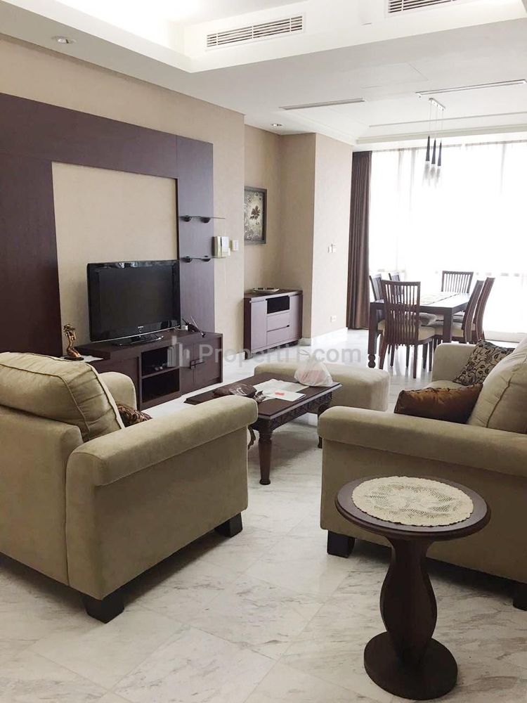 Disewakan Apartment The Peak Sudirman 3+1 BR Full Furnish