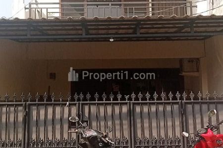 Rumah Disewakan di Johar Baru Jakarta Pusat - Dekat Pasar Johar Baru, RSUD Johar Baru, BPOM RI, Mall Green Pramuka Square, Stasiun Kramat