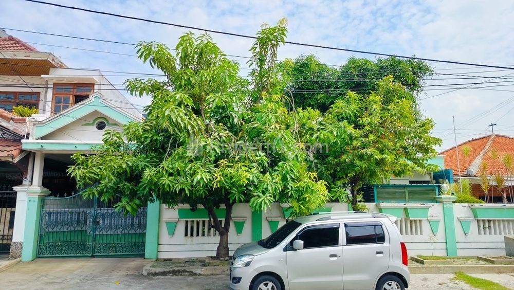 Rumah Dijual di Jemursari Classic Kuno Siap Huni, Surabaya Barat