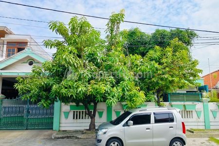 Rumah Dijual di Jemursari Classic Kuno Siap Huni, Surabaya Barat