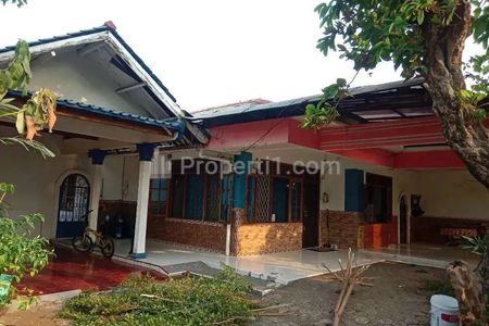 Jual Rumah Lama Bagus di Daerah Makasar Kota Jakarta Timur SHM