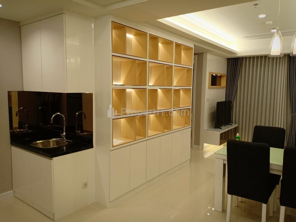 Sewa Apartemen Casa Grande Residence Phase 2 Tower Bella - 2+1 BR Fully Furnished, Selangkah ke Mall Kota Kasablanka