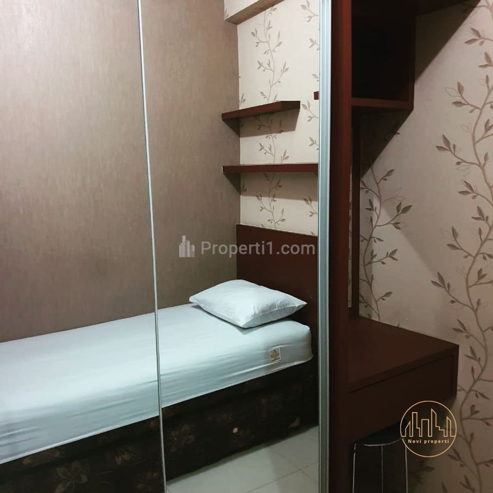 Apartemen Green Pramuka City Disewakan Murah Unit 2 BR Semi Furnish