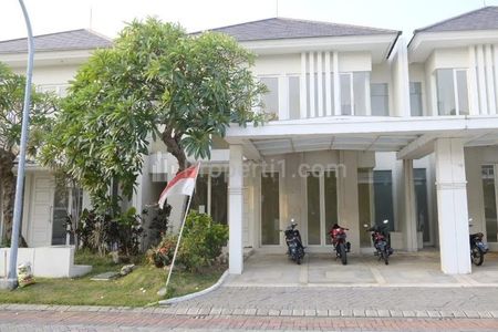 Dijual Rumah Minimalis Modern Elegan Kawasan Elite di Grand Pakuwon Banjar Sugihan Tandes Surabaya Barat