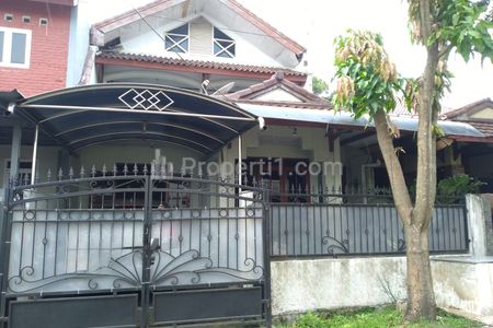 Rumah Dijual Dalam Komplek Dekat Sekolah Lazuardi Cinere - Luas Tanah 150 m2, Jakarta Selatan