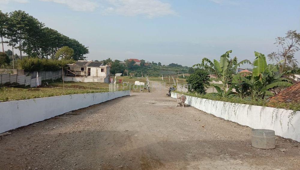 Pasti Murah Dijual Rumah 2 Lantai View Indah Sejuk Nyaman dan Asri di Kawasan Wisata Cisarua Lembang Bandung
