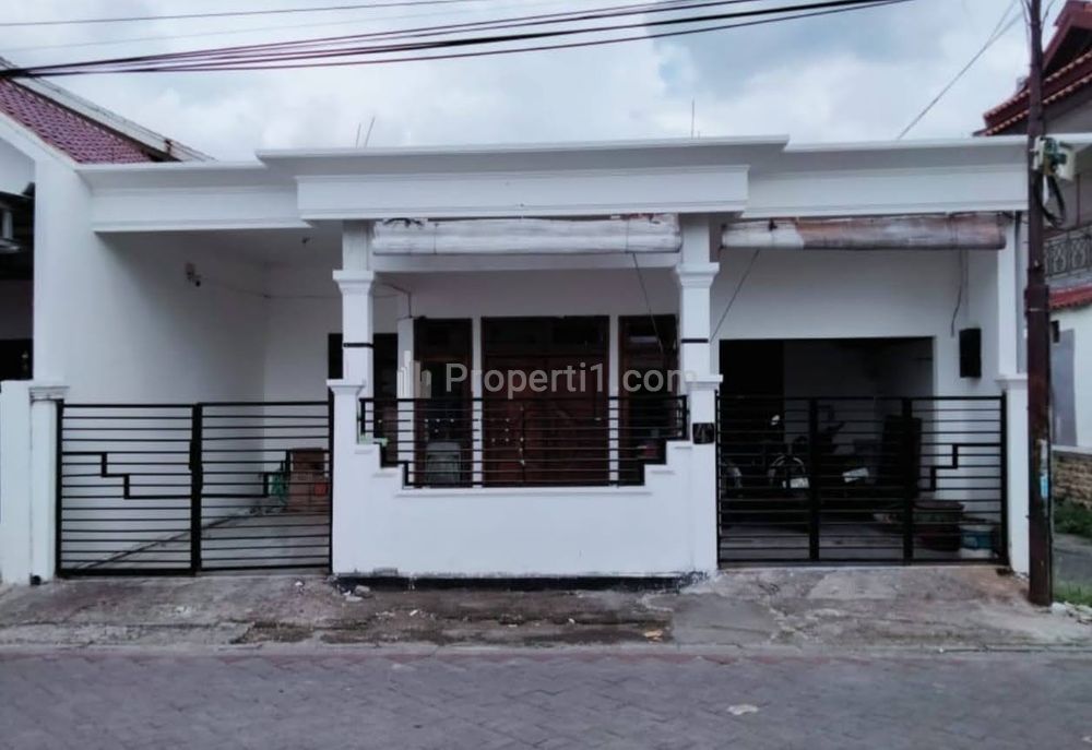 Rumah Dijual di Sambisari Sambikerep Surabaya Barat