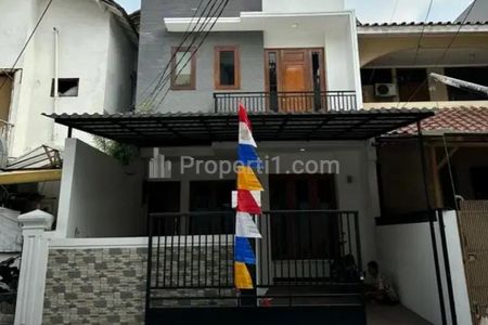 Disewakan Murah Rumah 3 Lantai di Pondok Indah, Jakarta Selatan