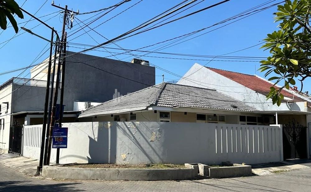 Rumah Dijual di Darmo Harapan Indah Tandes Desain Modern, Surabaya Barat