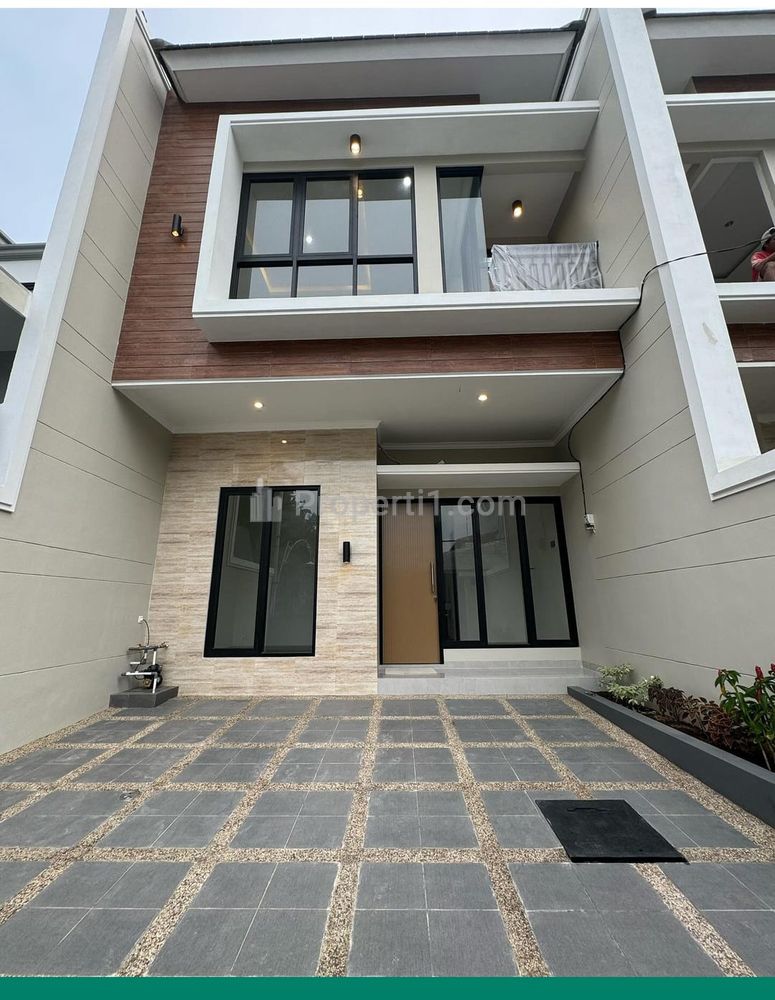 Dijual Rumah Baru di Mulyosari Utara - Surabaya Timur - Minimalis Modern 2 Lantai dekat Pakuwon City, ITS , Unair - Siap Huni - Ready 2 Unit Rumah