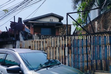 Tanah Dijual  di Jalan Diponegoro Surabaya Pusat Lokasi Strategis Bonus Bangunan Lama