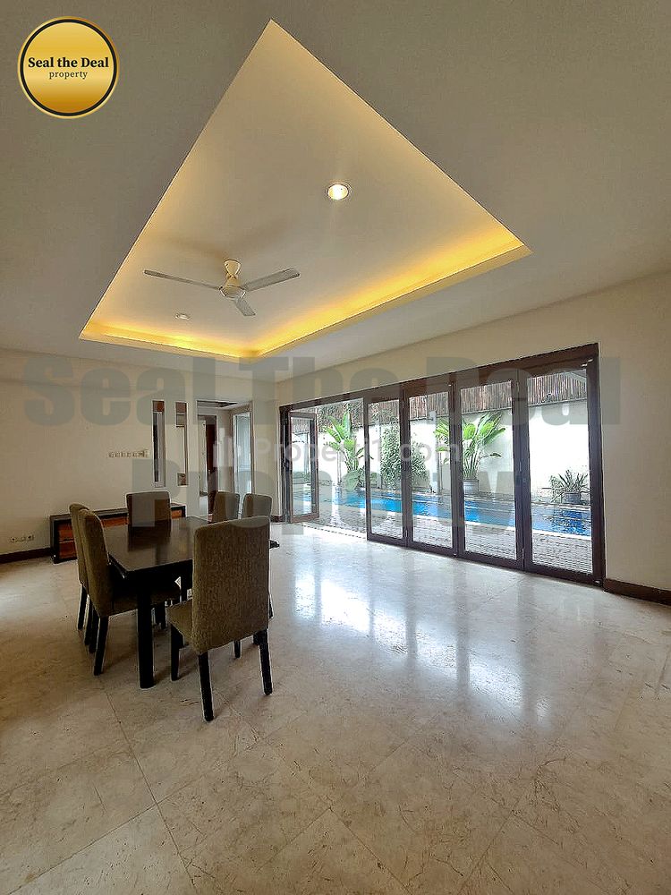Dijual Rumah Harga NJOP di Area Kemang Jakarta Selatan STDS0001
