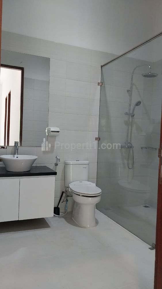 Disewakan Rumah di Kemang Dalam Jakarta Selatan