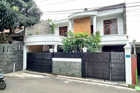 Dijual Rumah di Sarijadi Bandung, Dekat Setraduta dan Tol Pasteur