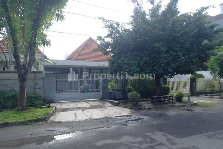 Rumah Classic Disewakan di Untung Suropati Dr. Soetomo Tegalsari Surabaya Pusat