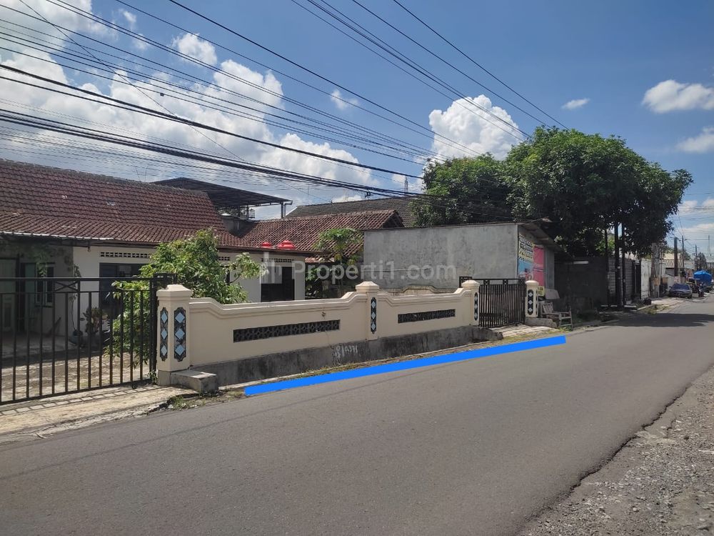 Dijual Tanah Strategis Pinggir Jalan Utama di Jl. Magelang Km 4 Sleman Yogyakarta
