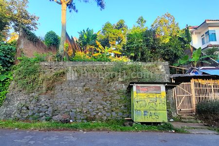 Dijual Tanah untuk Rumah Tinggal atau Kost-Kostan di Tubagus Ismail Dago Bandung