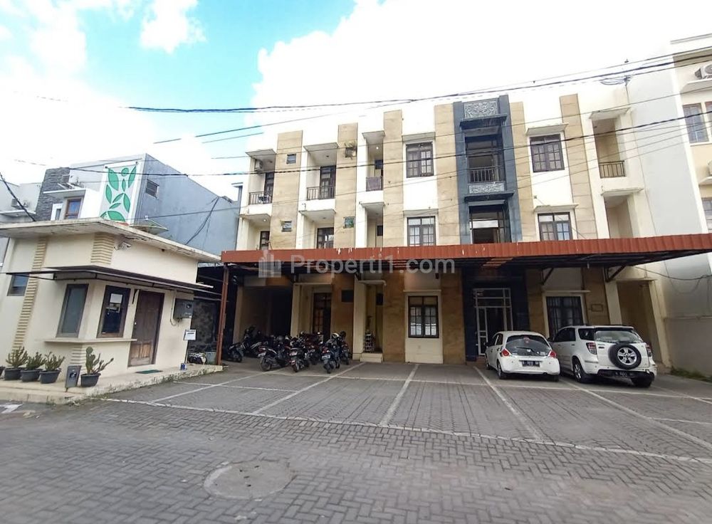 Dijual Kost Exclusive Mewah 3 Lantai 37 Kamar Full Furnish Ring 1 UGM di Pogung Jl. Kaliurang Km 4, Sleman, Yogyakarta