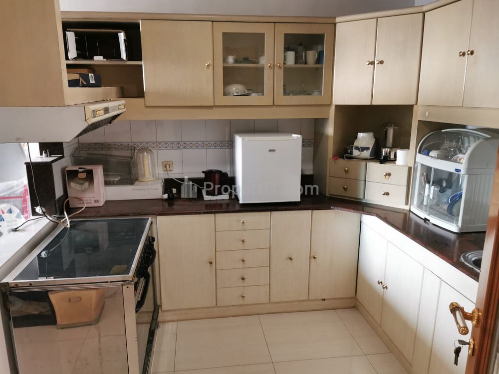 Jual Apartemen Menara Marina Condominium Pantai Mutiara Unit Penthouse Furnished Bagus