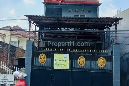 Rumah Disewakan di Petemon Barat Strategis Kawasan Surabaya Pusat