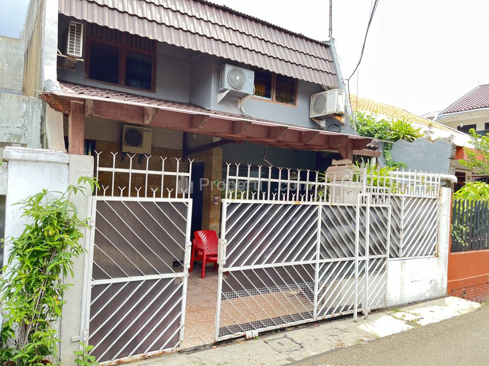 Jual Rumah Lokasi Strategis di Pondok Bambu, Duren Sawit, Jakarta Timur - Terawat, Bersih, dan Siap Huni