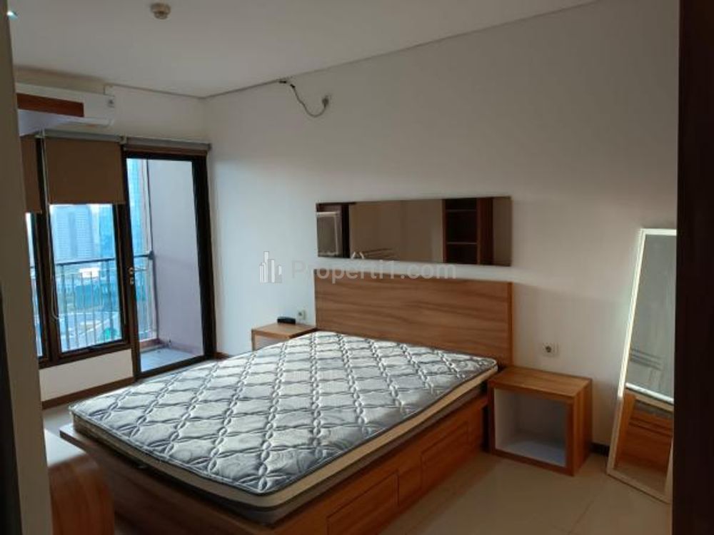 Sewa Apartemen Taman Sari Semanggi di Gatot Subroto Jakarta Selatan Tipe Studio Fully Furnished