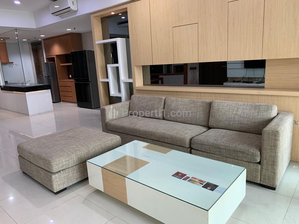Disewakan Apartemen Kemang Village Residence Tower Cosmopolitan Tipe 3 Kamar Full Furnished