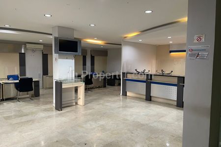 Sewa Ruko Bekas Bank Bisa Buat Kantor di Fatmawati Raya, Kel Cipete Utara, Kebayoran Baru, Jakarta Selatan