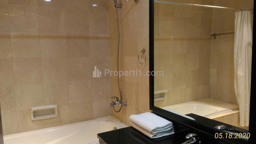 Sewa Apartemen Sudirman Mansion 3+1 BR Minimalist Furnished