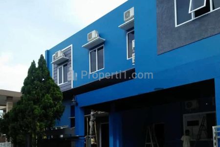 Dijual Rumah Minimalis Industrial & Semi Furnished, Dibangun 2018 di Komplek Wartawan, Baleendah, Bandung