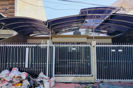 Rumah Dijual/Disewakan di Simpang Darmo Permai Selatan Surabaya Barat - Minimalis Siap Huni